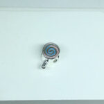 Berloque Separador Pirulito Resinado Folheado Prata